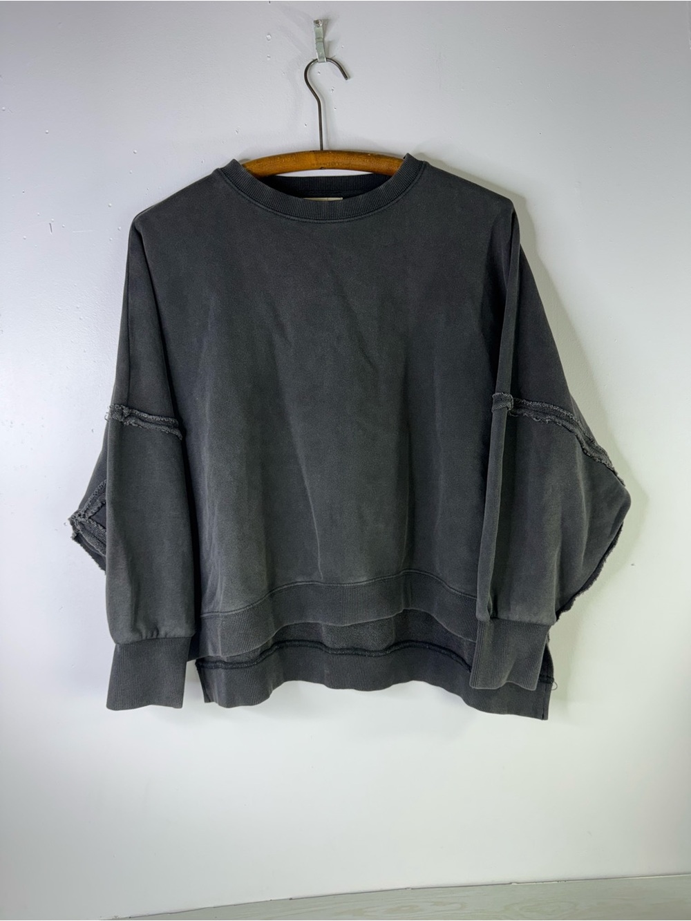 Elan oversized crewneck sweatshirt size small